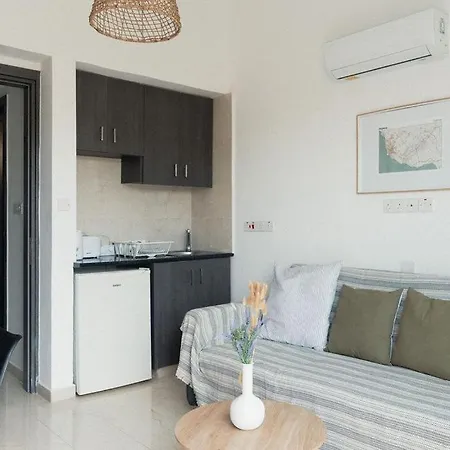 Apartment King's Park Unit 2 - Elevated Coastal 1br