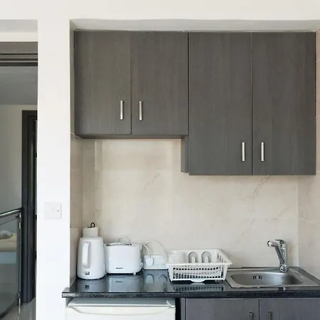 King's Park Unit 2 - Elevated Coastal 1br Apartment Paphos